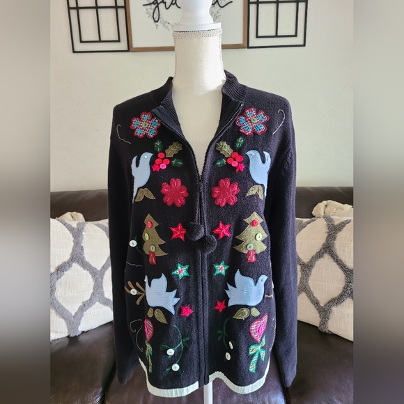 Traditions Vintage Sweater Size L‎ Black Red Green Christmas Doves Zip Cardigan - Picture 1 of 10